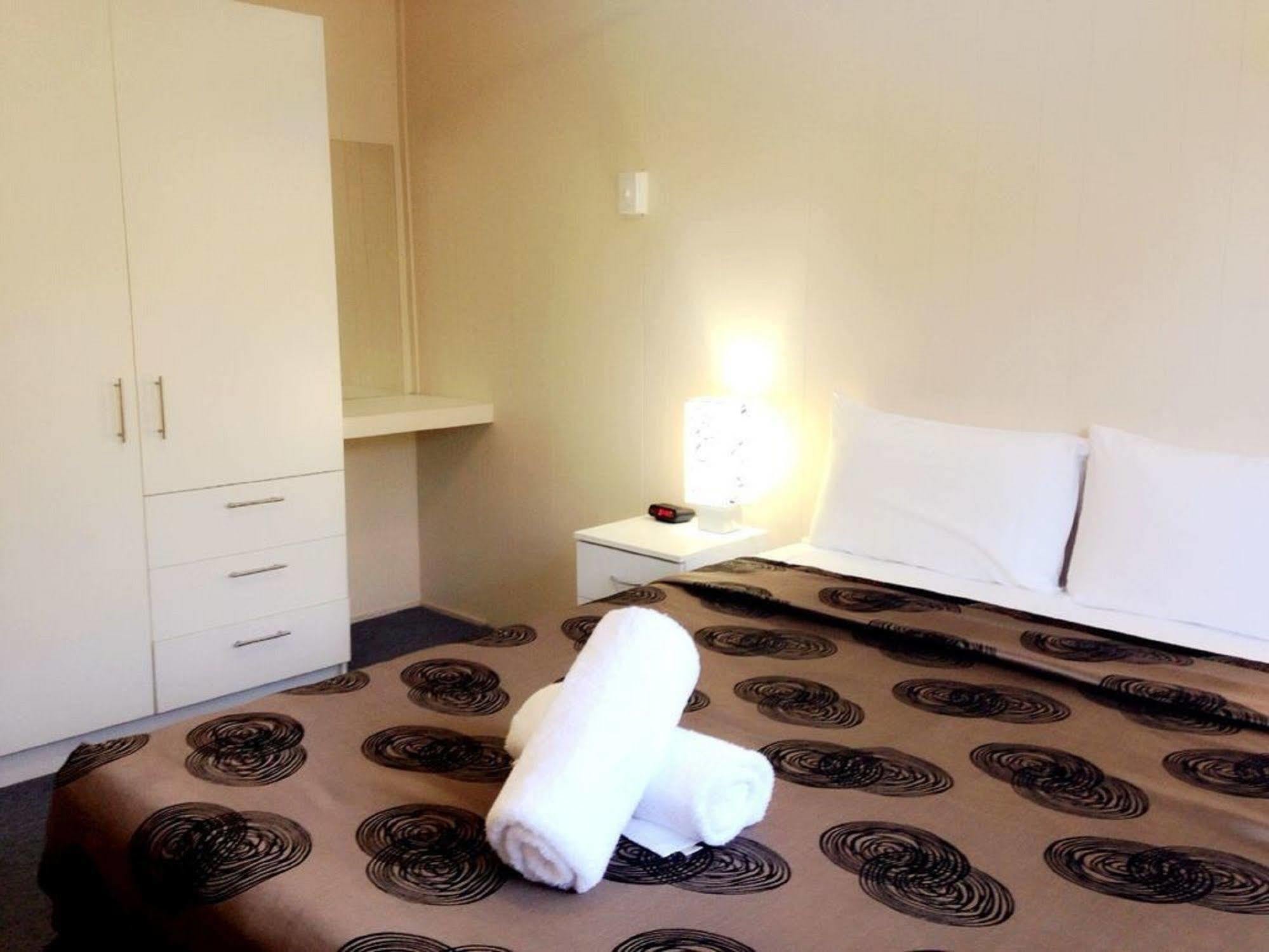 Forest Lodge Apartments Бризбейн Екстериор снимка